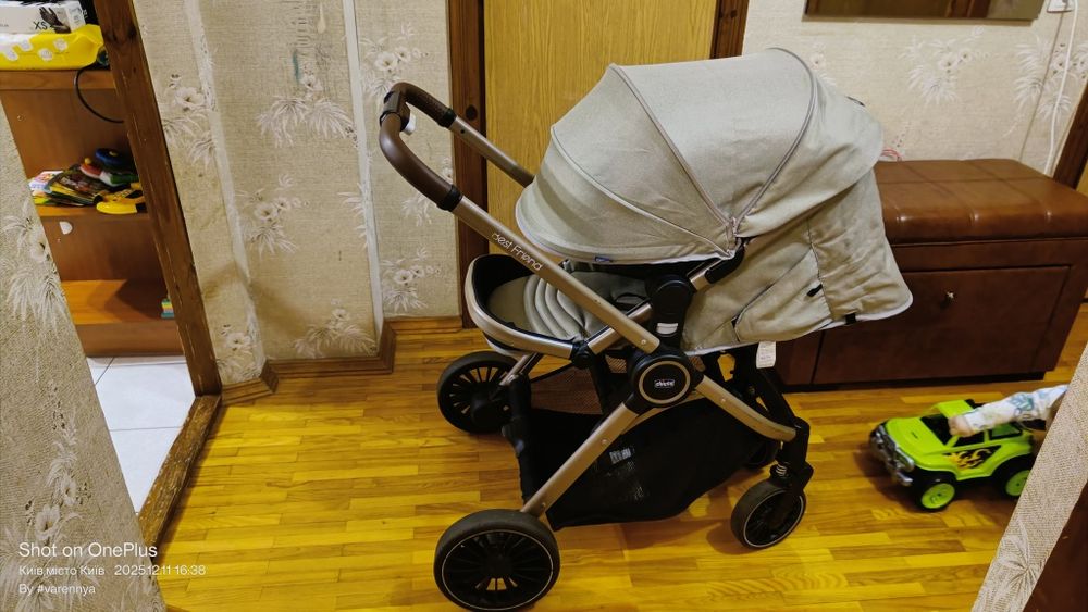 Коляска Chicco best friend 3 в 1