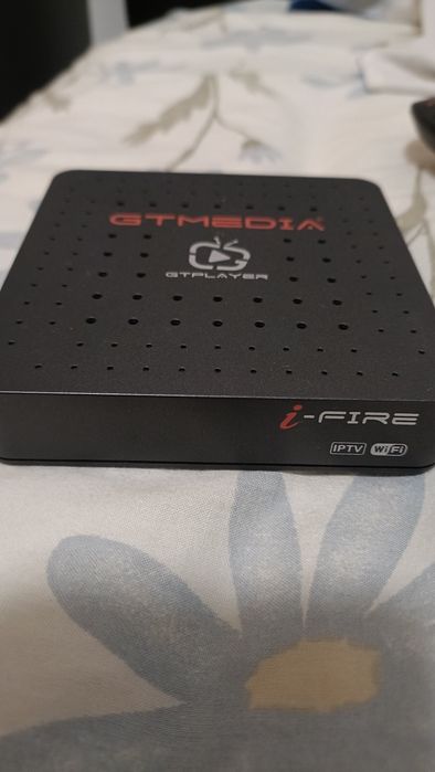 box GTMedia i-Fire GTPlayer com Wi-Fi.