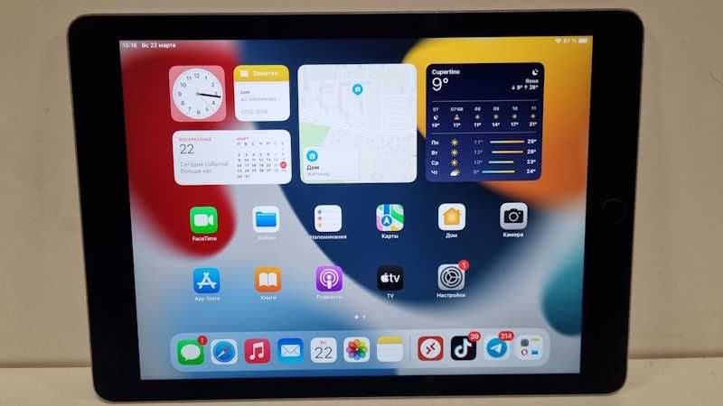 Планшет iPad Air 1566 2/16 відмінний стан