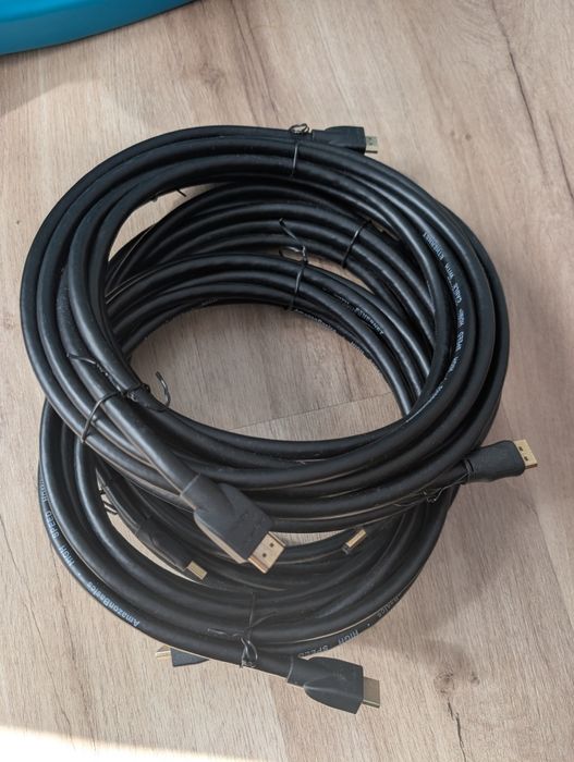 Cabos HDMI e DisplayPort de 4,6m