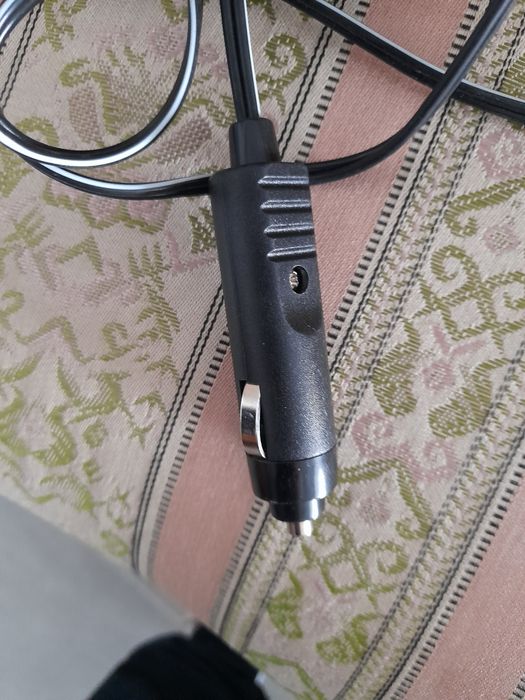 Lanterna de ligar ao esqueiro do carro