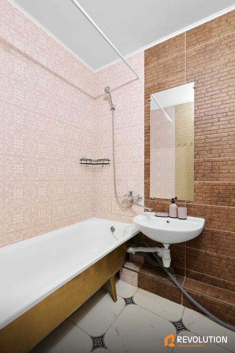 БЕЗ% 1 кім., квартира. Шевченкіський р-н, вул. Казарменна 4-Б