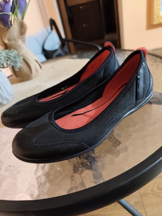 Продам макасини ECCO