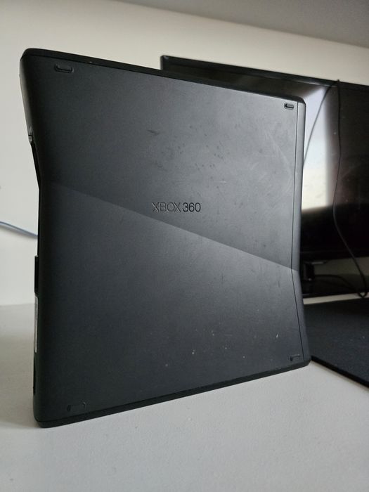 Xbox 360 S sem HD