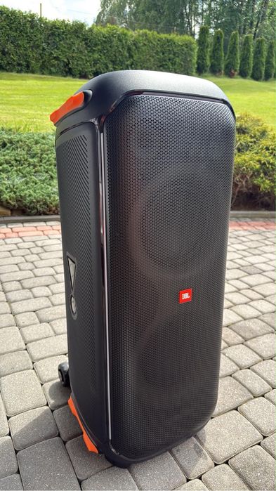 JBL partybox 710