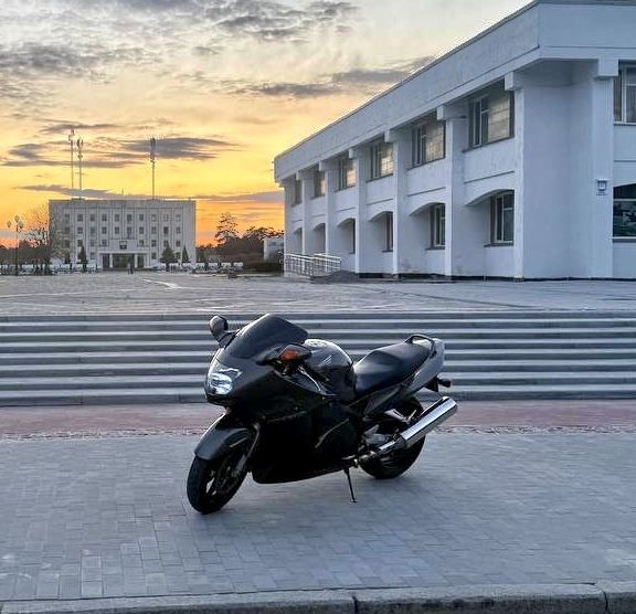HONDA Cbr1100xx (спорт) СРОЧНО!