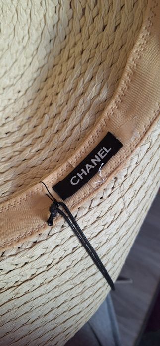 Chanel kapelusz słomkowy