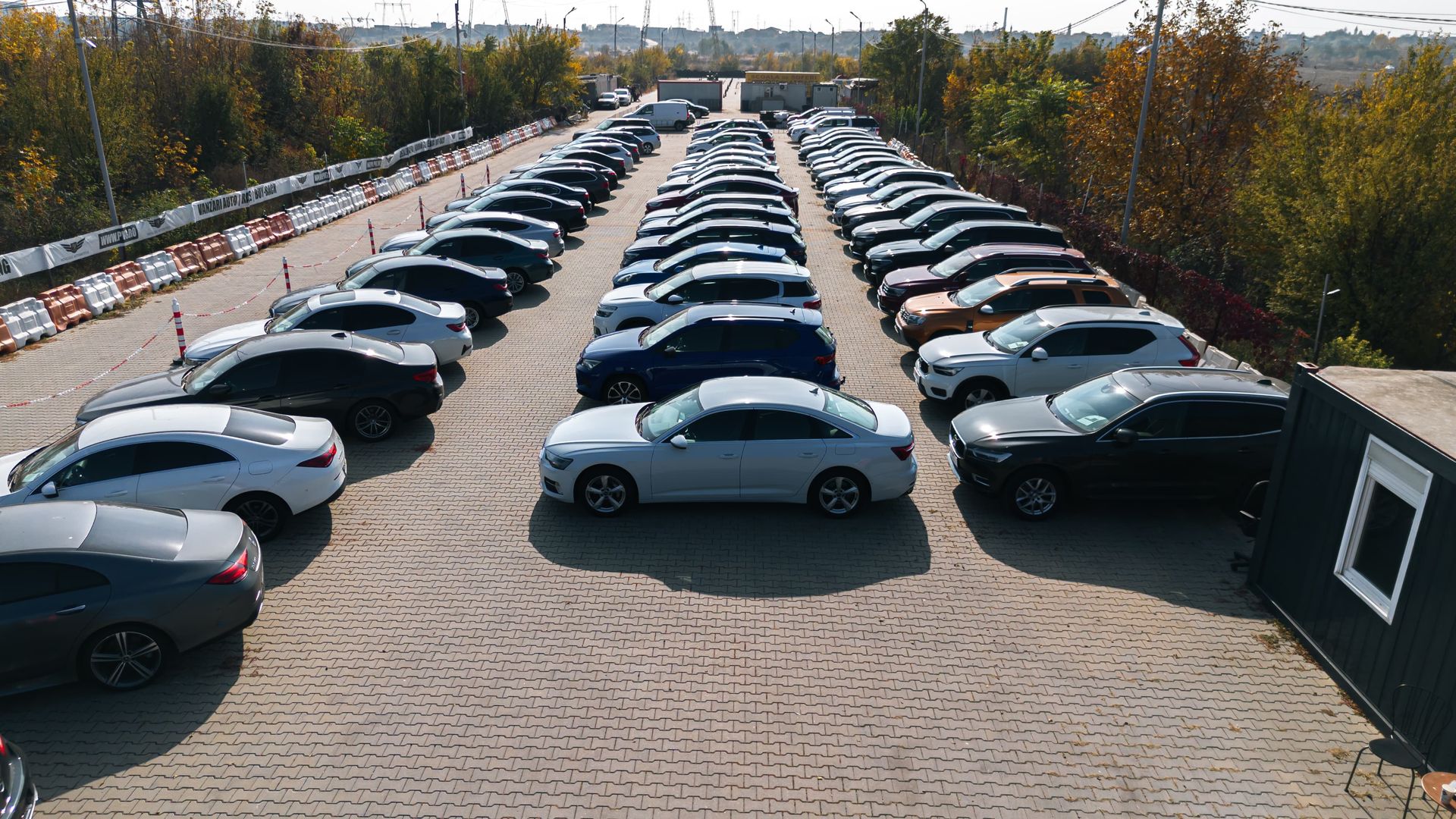 PRIVILEGE AUTOMOTIVE top banner