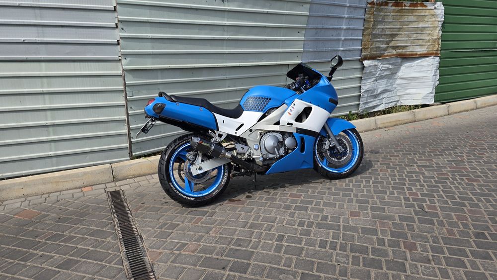Продам Kawasaki zzr600