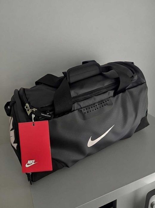 Спортивна сумка Nike (найк) дорожня для тренувань спортзалу 50х28х26