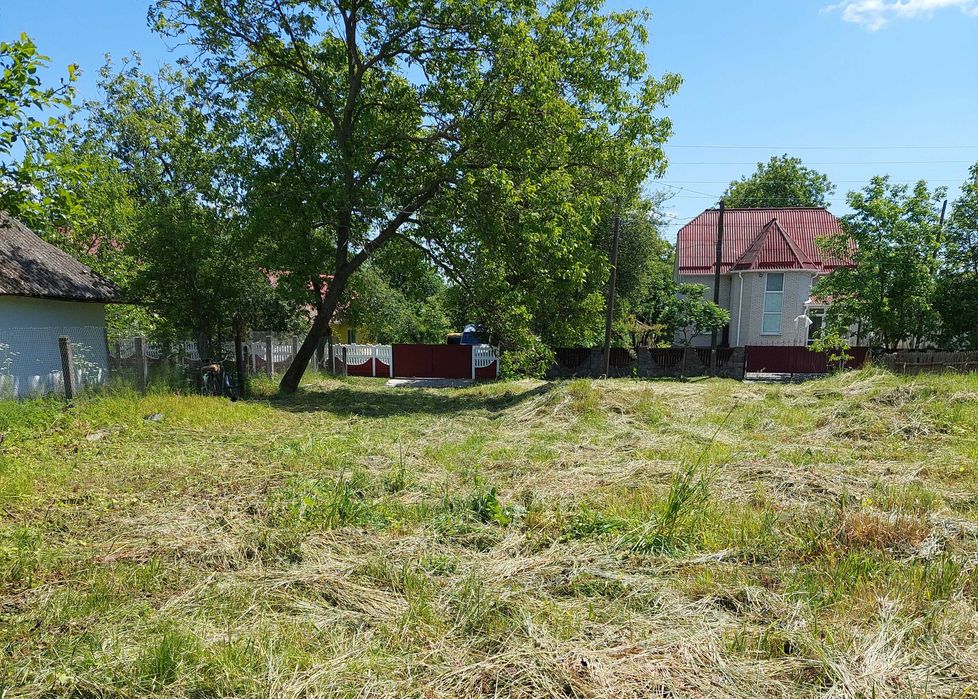 Продам ділянку під будівництво на житловій вулиці в передміст.Вінниці