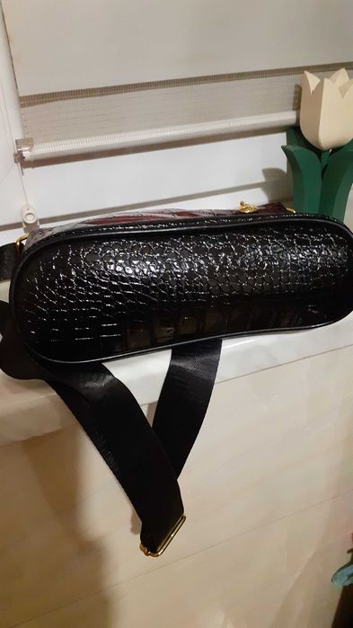 Mała torebka dwu kolorowa