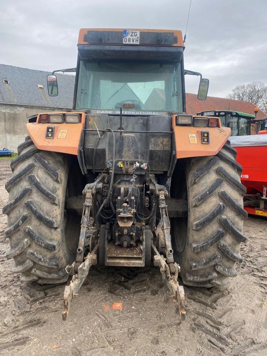 Case Magnum 7120