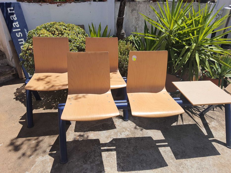 Cadeiras sala de espera