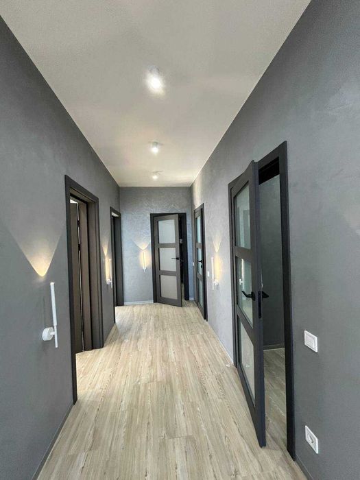 Продаж котеджу з ремонтом поблизу Івано-Франківська