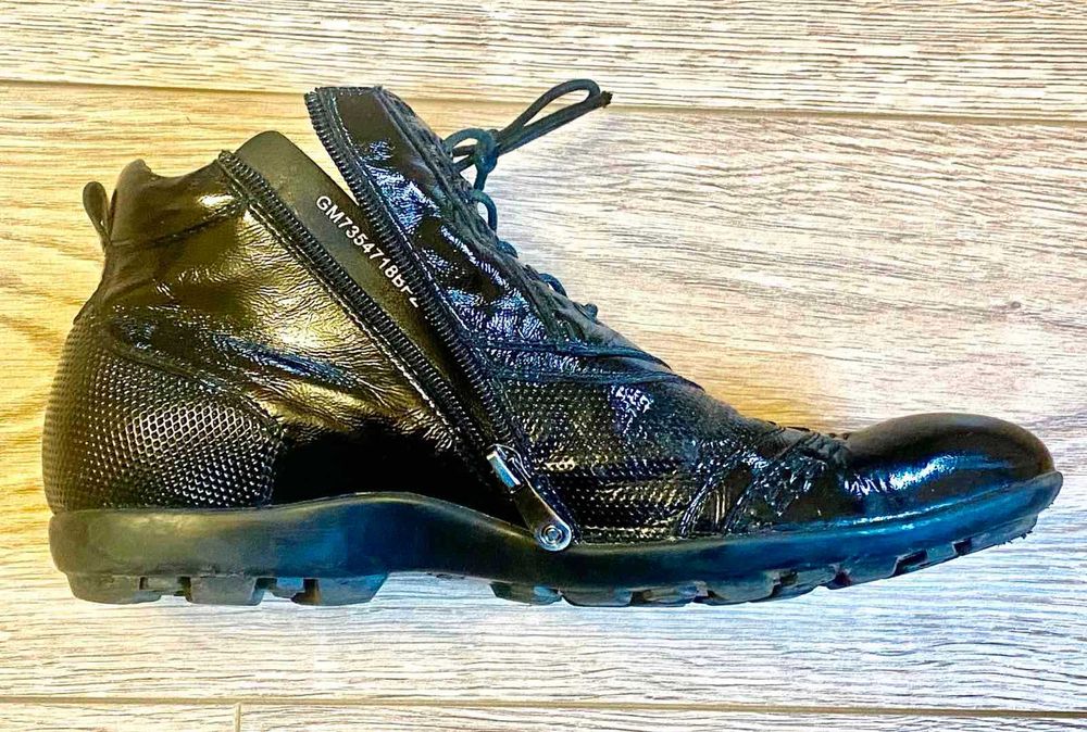 Стильні шкіряні черевики Carnaby London Power (р. 40) — Лак / Броги