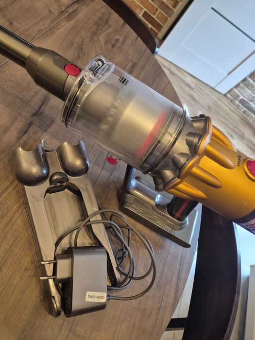 Odkurzacz dyson v12 bez końcówek