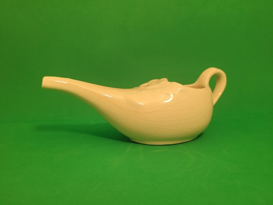 Bedridden Tea Pot436593924275578884