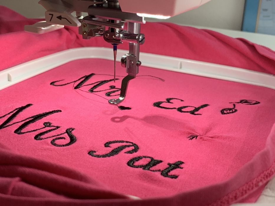 Bordados à maquina Letras