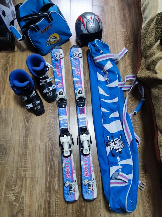 Narty dziecięce komplet narty, buty, kask