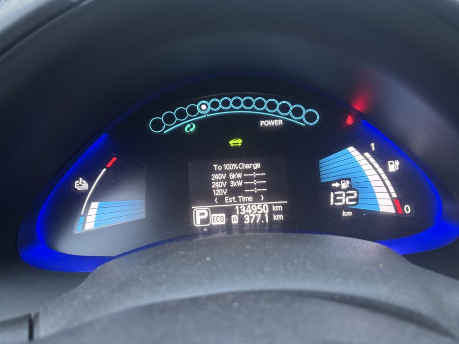 Nissan leaf 2014