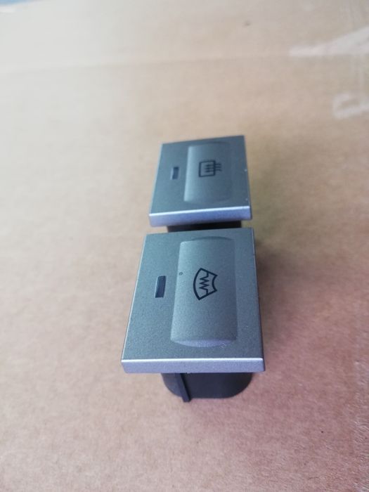 Włącznik przycisk podgrzewania szyb srebrny przód tył Focus Kuga C-max