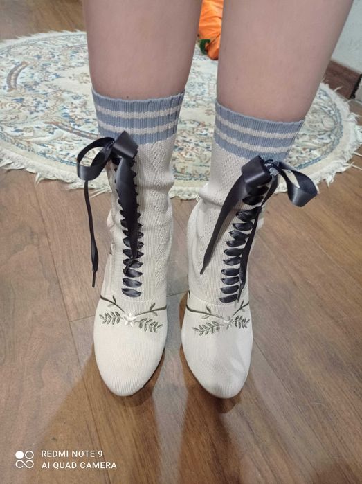 Catwalk Botki na obcasie haftowane vinted teatralne skarpeta