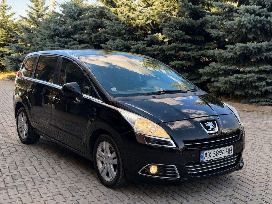 Peugeot 5008 2011 2.0 TDI AVTOMAT