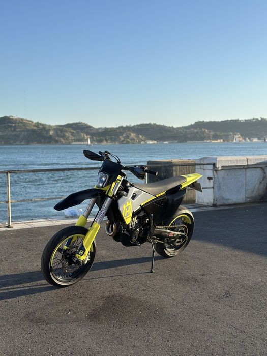 Husqvarna FC 450 SM matriculada