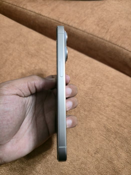 iPhone 15 Pro, Natural Titanium 128GB
