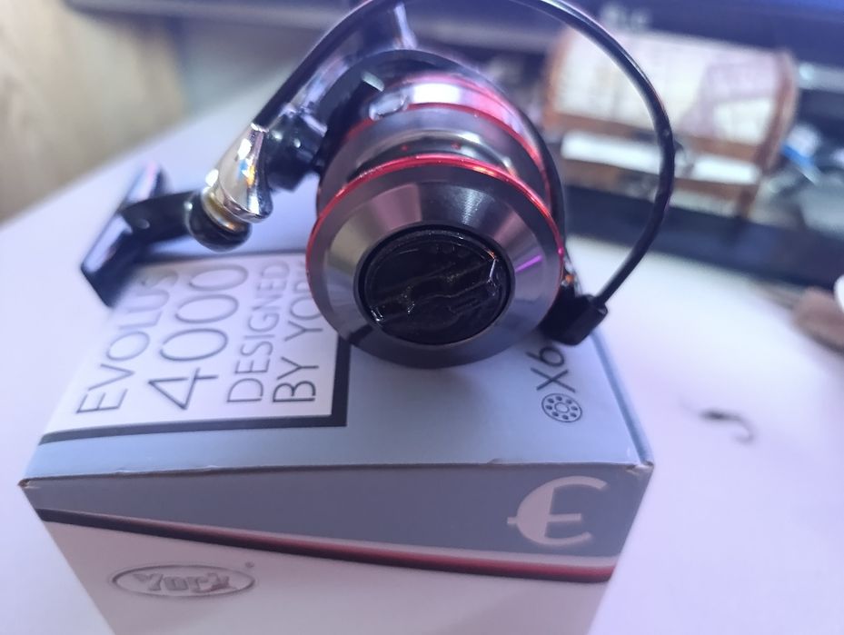Kołowrotek York evolus 4000