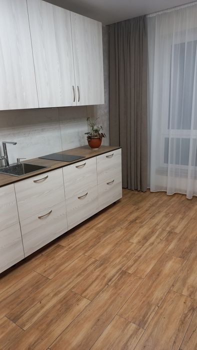 1-кімнатна квартира подобово біля ЖД вокзалу Світло 24/7 (новобудова)