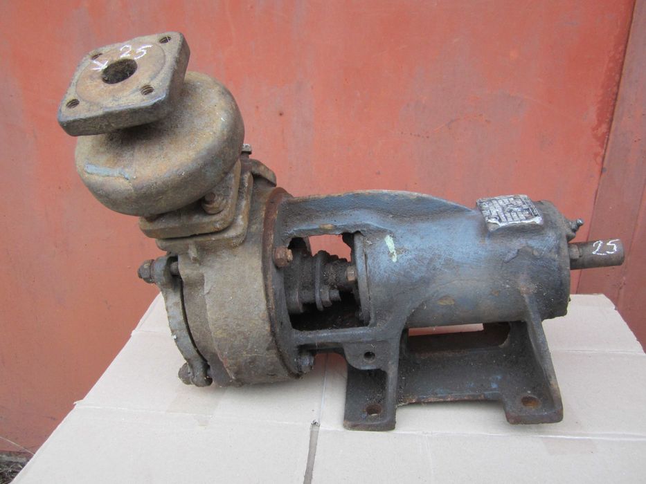 Выхревой насос для перекачки  воды ВКС 1/16 А