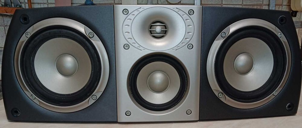 Акустическая система JBL Studio Series  центральный канал