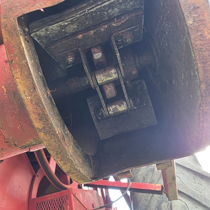 Комбайн Massey Ferguson 20 430