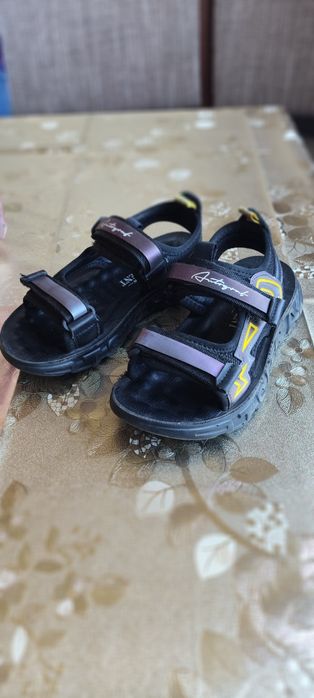 Сандали , босоножки на мальчика