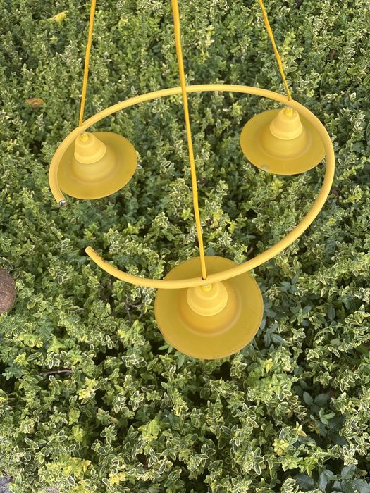 Lampa sufitowa żółta