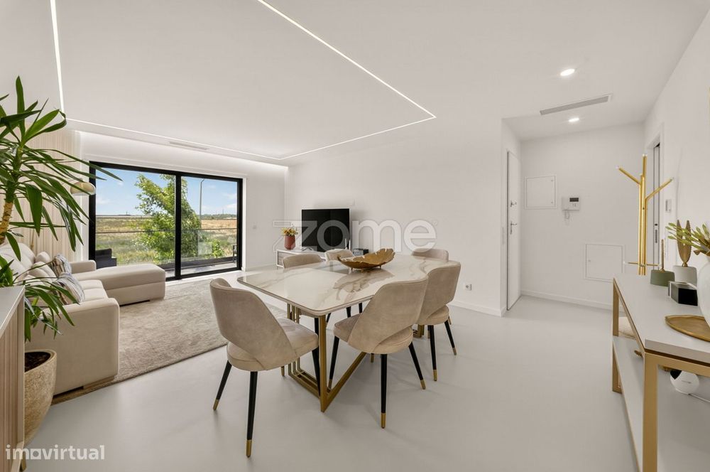 Apartamento T3 com 3 lugares de garagem no Bairro Novo da Abóboda