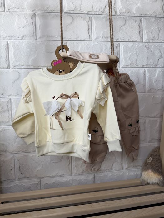 Костюмчик для дівчат