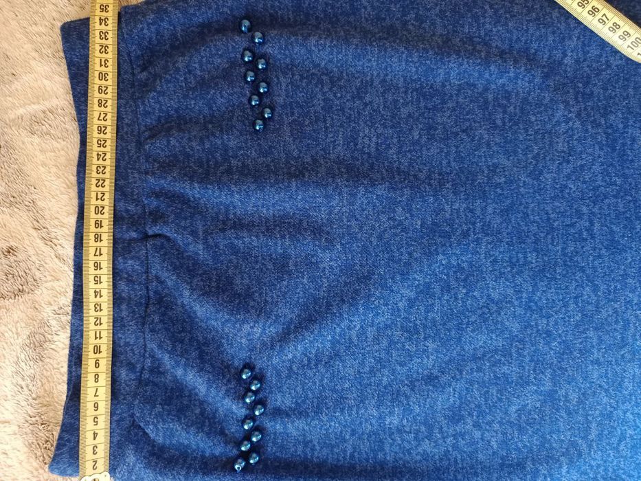 Трикотажний костюм з спідницею