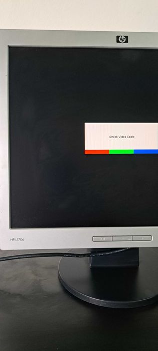 HP L1706 17" LCD Monitor/Display64873913207810121