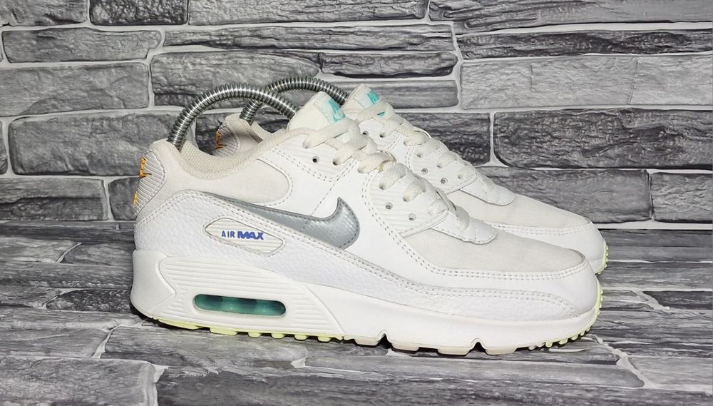 Кроссовки Nike Air Max 90 (38.5р.)