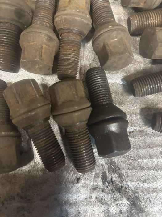 Sruby do kół M14x1,5 renault espace felgi aluminiowe stalowe Leszno ...