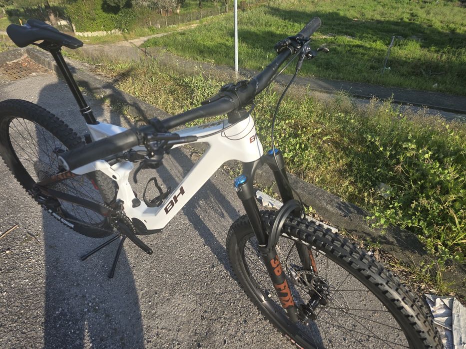 Bh eletrica de exposicao oportunidadeee