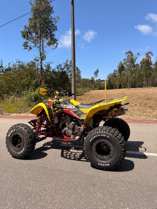 Suzuki LTZ 400 como nova