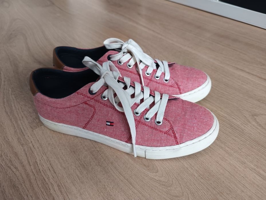 Sneakersy Tommy Hilfiger 40