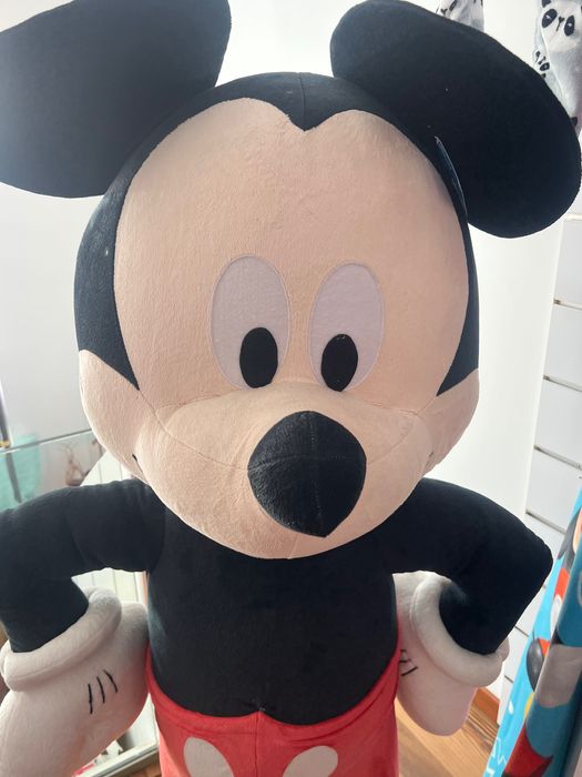 Bonecos gigantes Mickey e Minnie