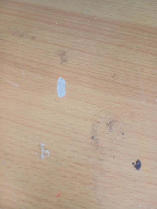 Mesa de estudo  quase nova
