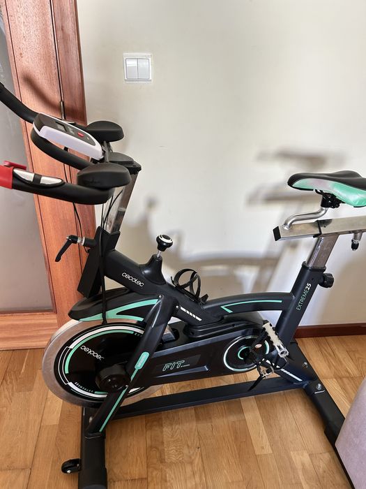 Bicicleta spinning64738492666243120