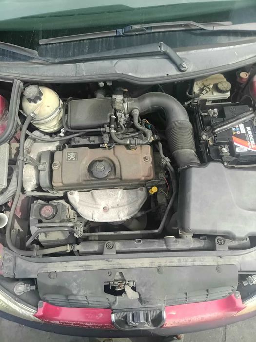Peugeot 206 vendido às peças